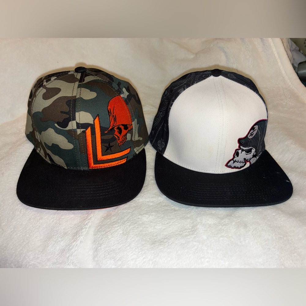 Men's Camouflage and Skull Cap Set